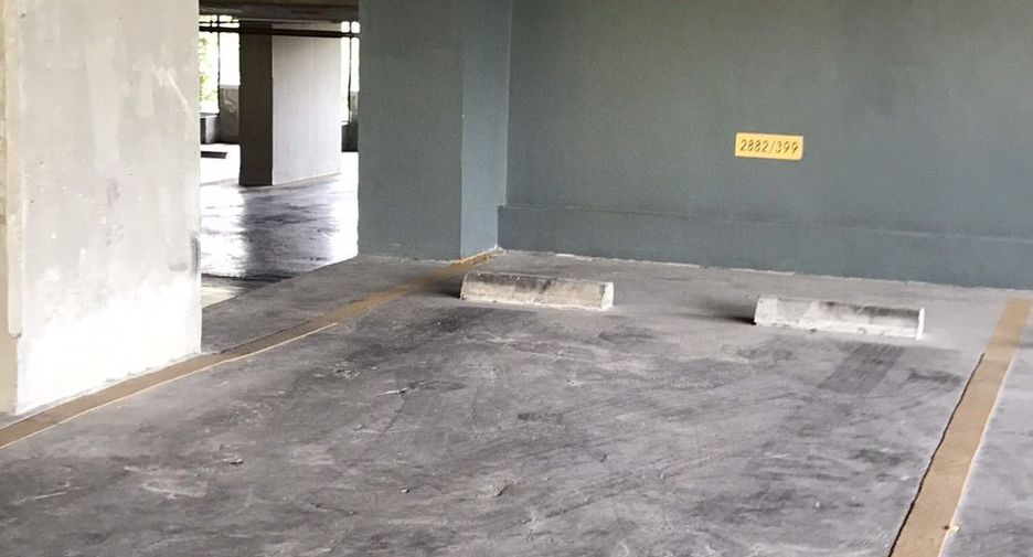 For sale 2 bedrooms condo in Watthana, Bangkok