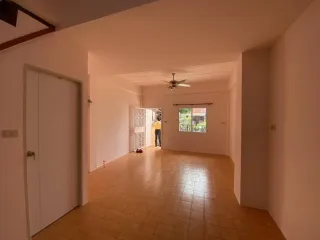 For sale 2 bedrooms townhouse in Khlong Sam Wa, Bangkok