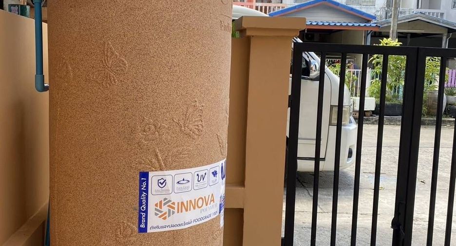 For sale 2 bedrooms townhouse in Khlong Sam Wa, Bangkok