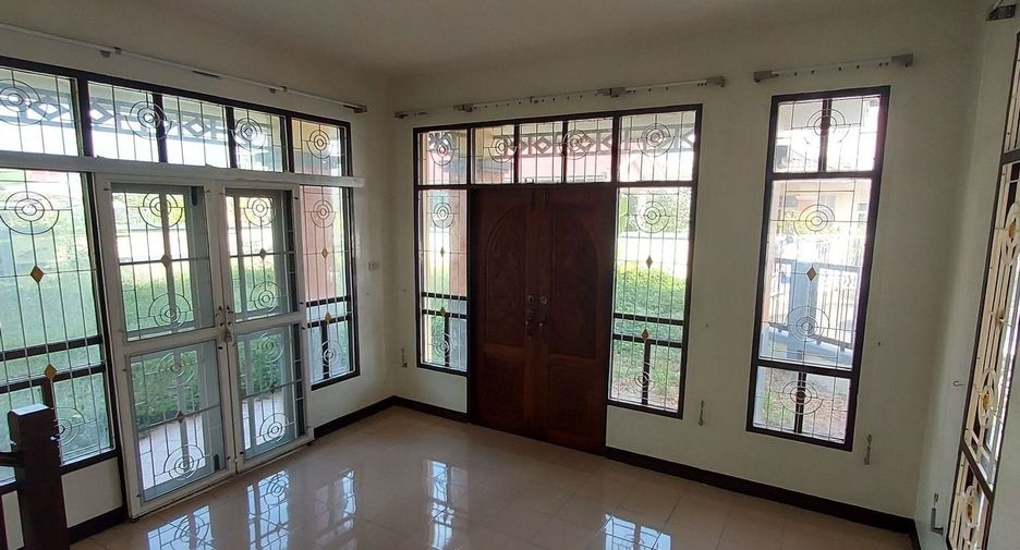For sale and for rent 3 bedrooms house in Khlong Sam Wa, Bangkok