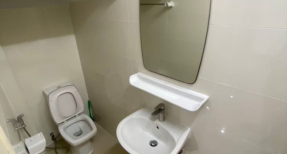 Casa adosada en venta de 4 habitaciones en Lak Si, Bangkok