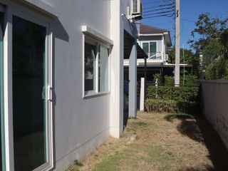 For sale 3 bedrooms house in Bang Sao Thong, Samut Prakan
