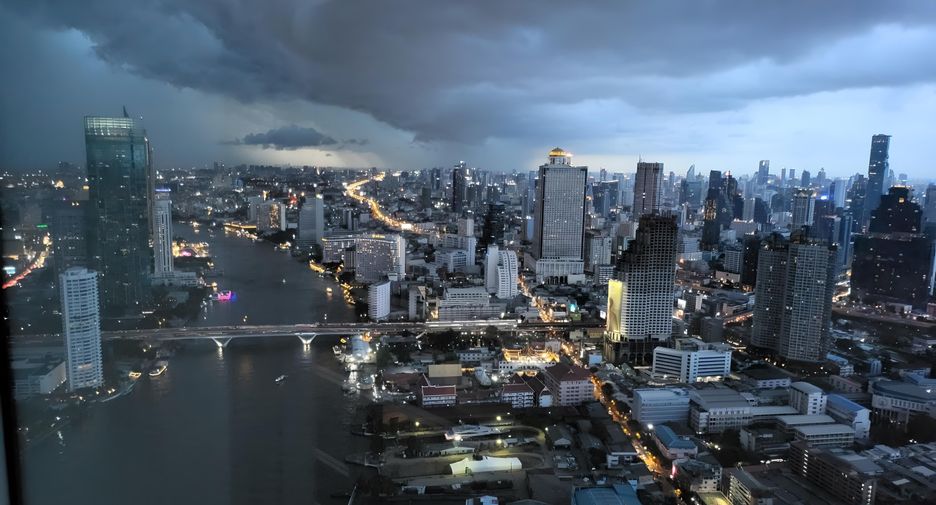 Condo en venta y en alquiler de 3 habitaciones en Bang Kho Laem, Bangkok