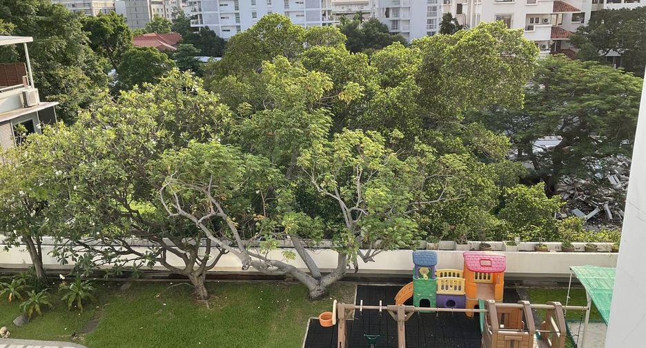 For sale and for rent 3 bedrooms condo in Watthana, Bangkok