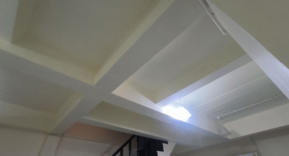 For sale 3 bedrooms townhouse in Bang Khen, Bangkok
