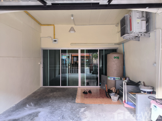À vendre 3 chambres maison de ville à Bang Khen, Bangkok