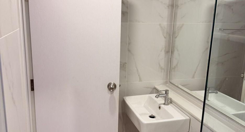 For sale and for rent 1 bed condo in Bangkok Yai, Bangkok