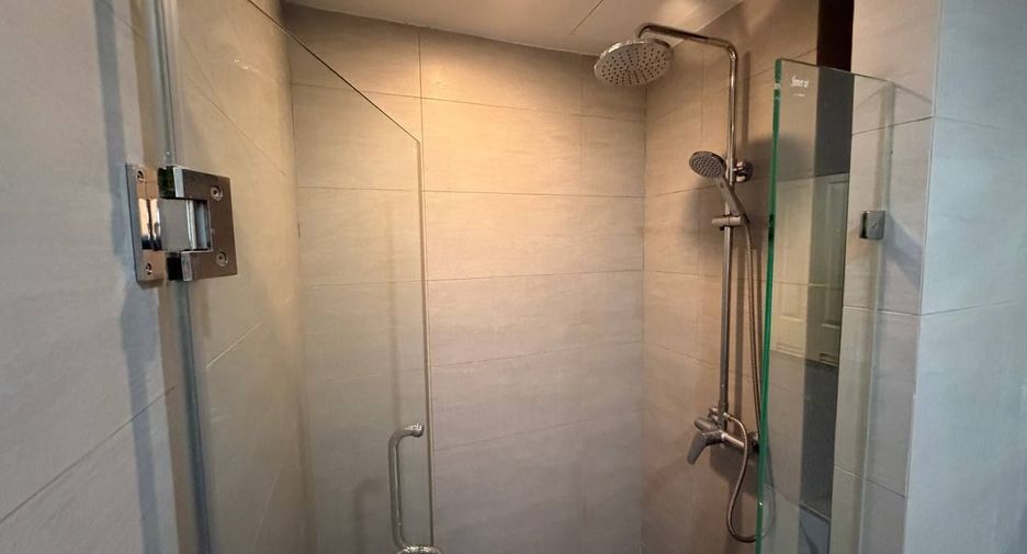 ขาย 2 ห้องนอน คอนโด ใน วัฒนา, กรุงเทพฯ