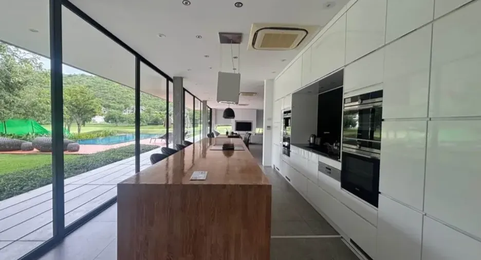 Villa en alquiler de 4 habitaciones en Cha Am, Phetchaburi