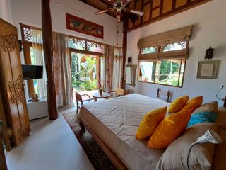 For sale 5 bedrooms villa in Ko Samui, Surat Thani