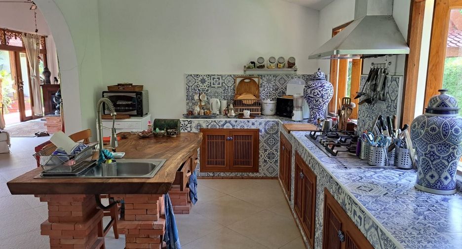 For sale 5 bedrooms villa in Ko Samui, Surat Thani