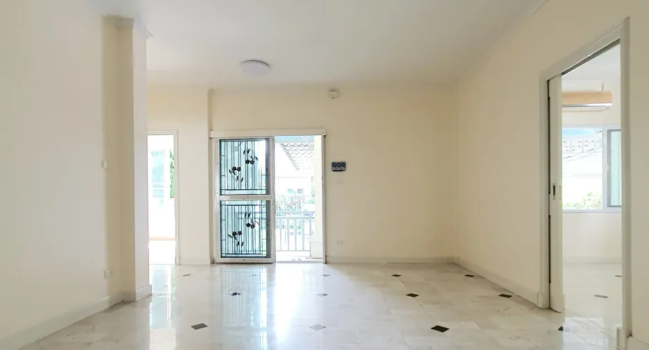 For sale 3 bedrooms house in San Sai, Chiang Mai