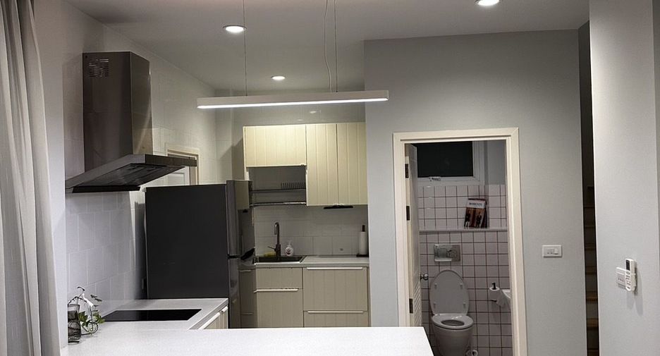 For rent 3 bedrooms house in Mueang Chiang Mai, Chiang Mai