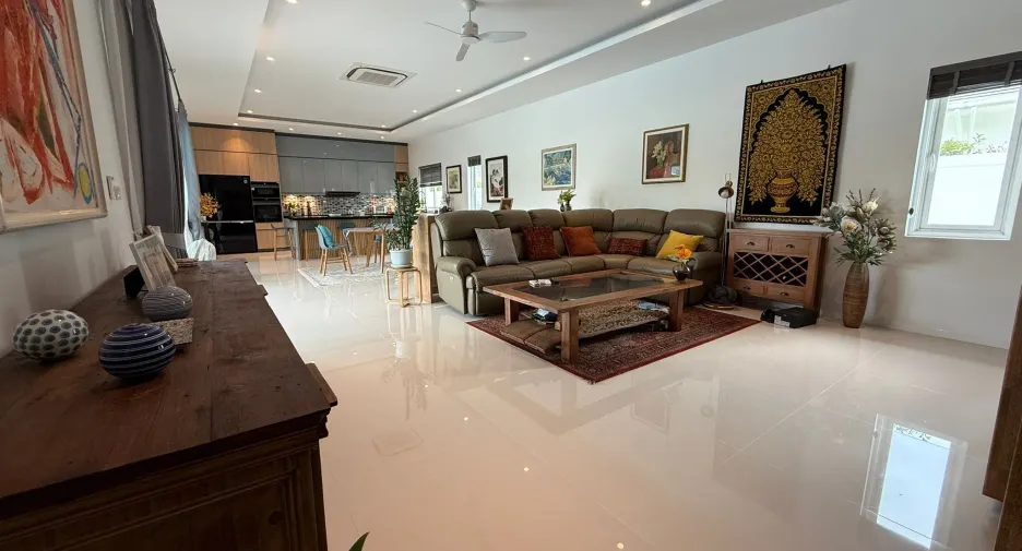 For sale 3 bedrooms villa in Hua Hin, Prachuap Khiri Khan