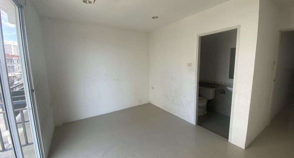 For rent 5 bedrooms retail Space in Bang Lamung, Chonburi