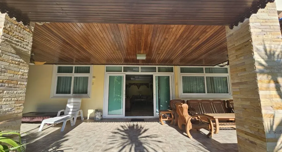 Villa zum Kauf mit 4 Zimmer in Bang Lamung, Chonburi