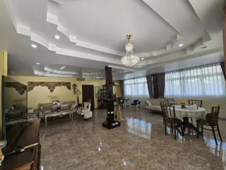 Villa zum Kauf mit 4 Zimmer in Bang Lamung, Chonburi