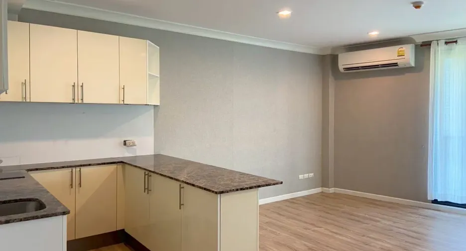 For sale 1 bed condo in Pran Buri, Prachuap Khiri Khan