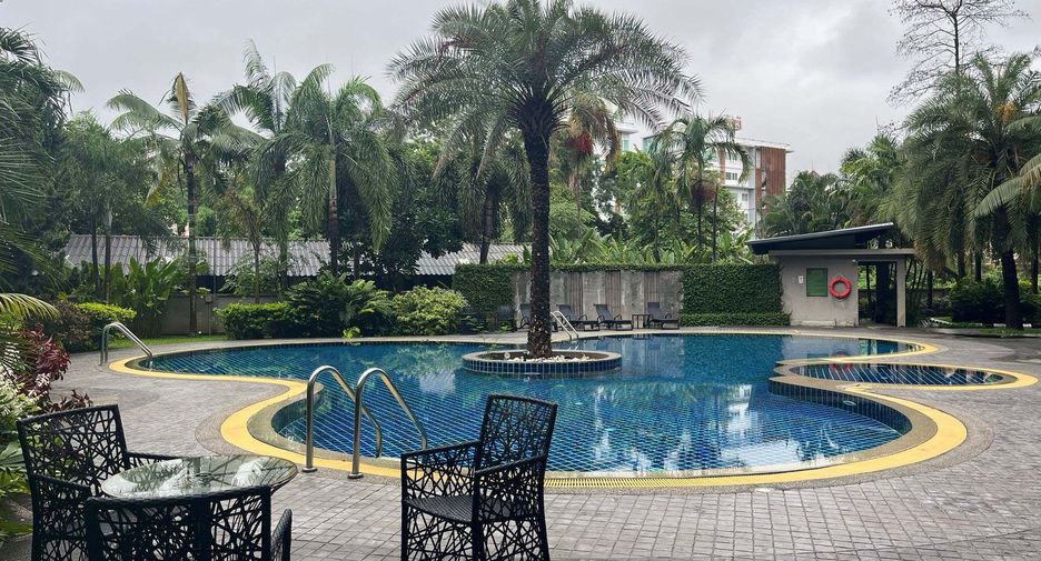 For sale 3 bedrooms condo in Mueang Chiang Mai, Chiang Mai