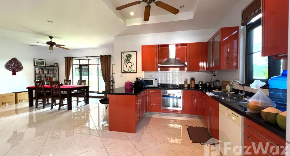 À vendre 3 chambres villa à Pran Buri, Prachuap Khiri Khan
