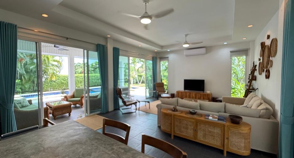 For sale 3 bedrooms villa in Hua Hin, Prachuap Khiri Khan