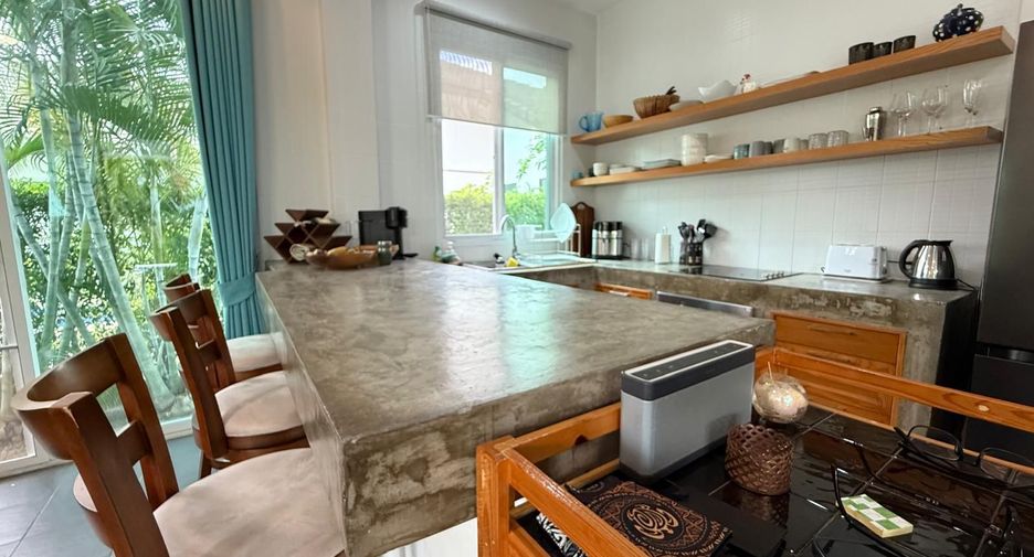 For sale 3 bedrooms villa in Hua Hin, Prachuap Khiri Khan