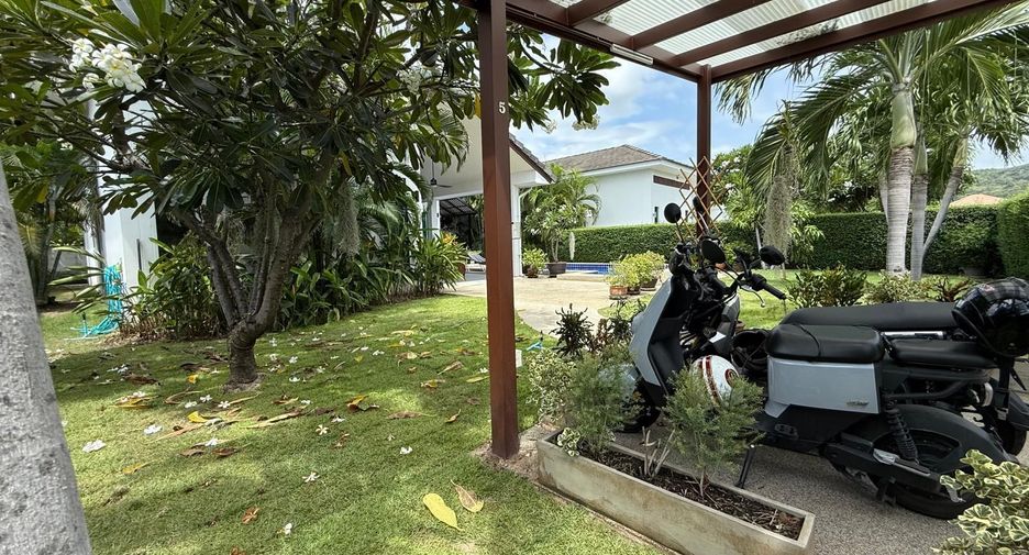 For sale 3 bedrooms villa in Hua Hin, Prachuap Khiri Khan