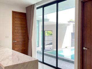 Casa en venta de 5 habitaciones en Bang Lamung, Chonburi