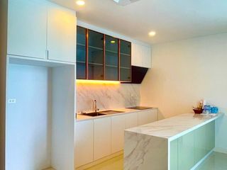 Casa en venta de 5 habitaciones en Bang Lamung, Chonburi