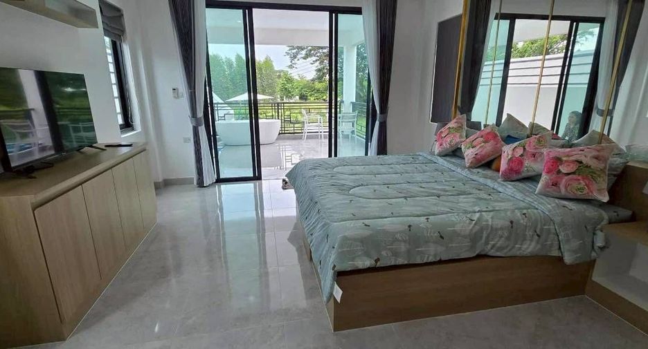 For sale and for rent 5 bedrooms villa in Bang Lamung, Chonburi