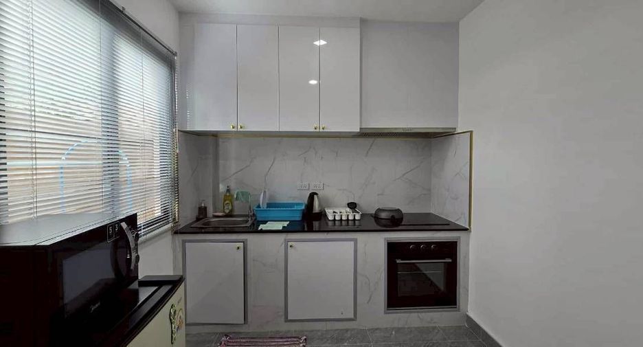 For sale and for rent 5 bedrooms villa in Bang Lamung, Chonburi