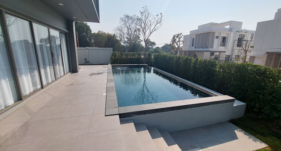 For sale 4 bedrooms villa in Mae Rim, Chiang Mai