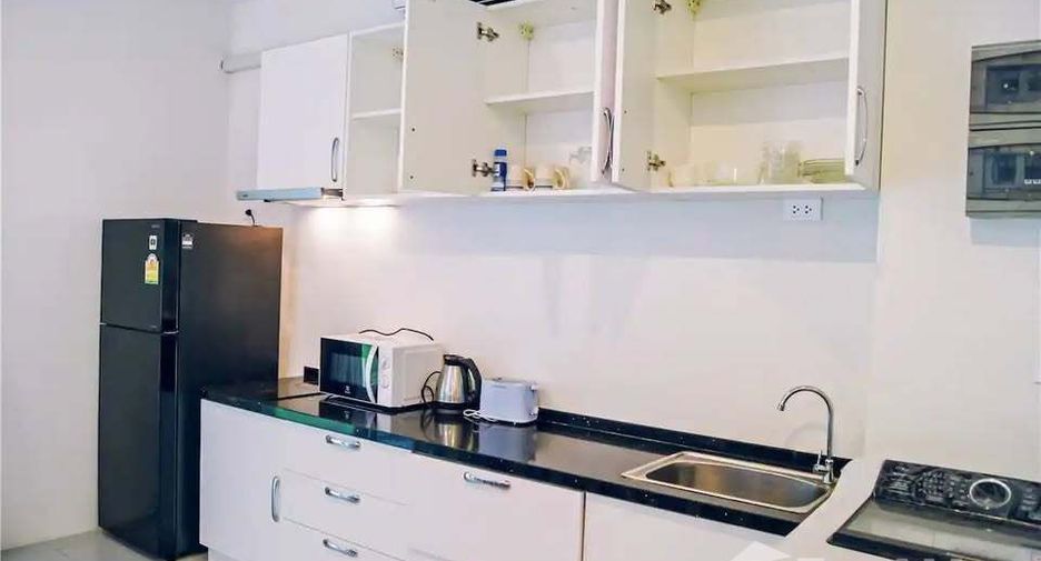 For rent 3 bedrooms townhouse in Ko Samui, Surat Thani