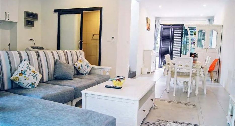 For rent 3 bedrooms townhouse in Ko Samui, Surat Thani