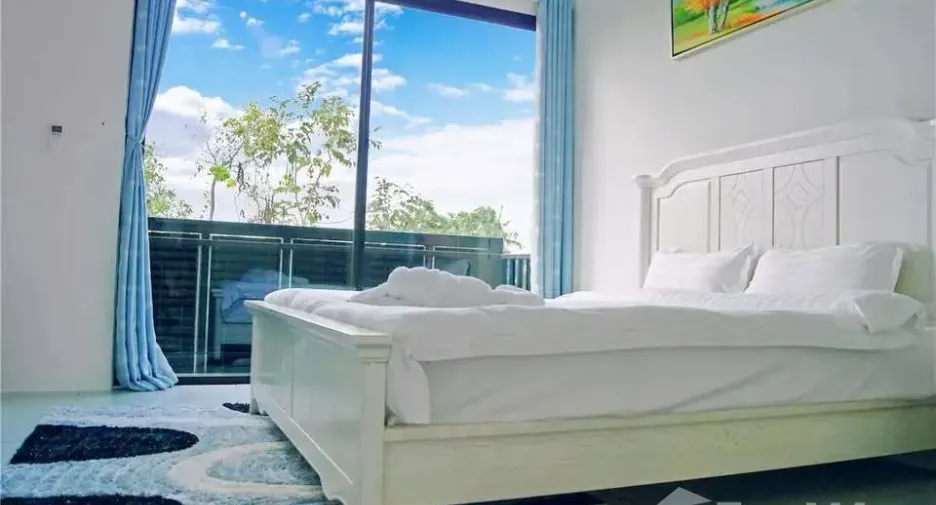 For rent 3 bedrooms townhouse in Ko Samui, Surat Thani