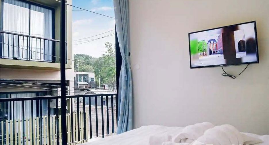 For rent 3 bedrooms townhouse in Ko Samui, Surat Thani