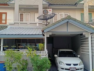For sale 3 bedrooms townhouse in Phra Samut Chedi, Samut Prakan