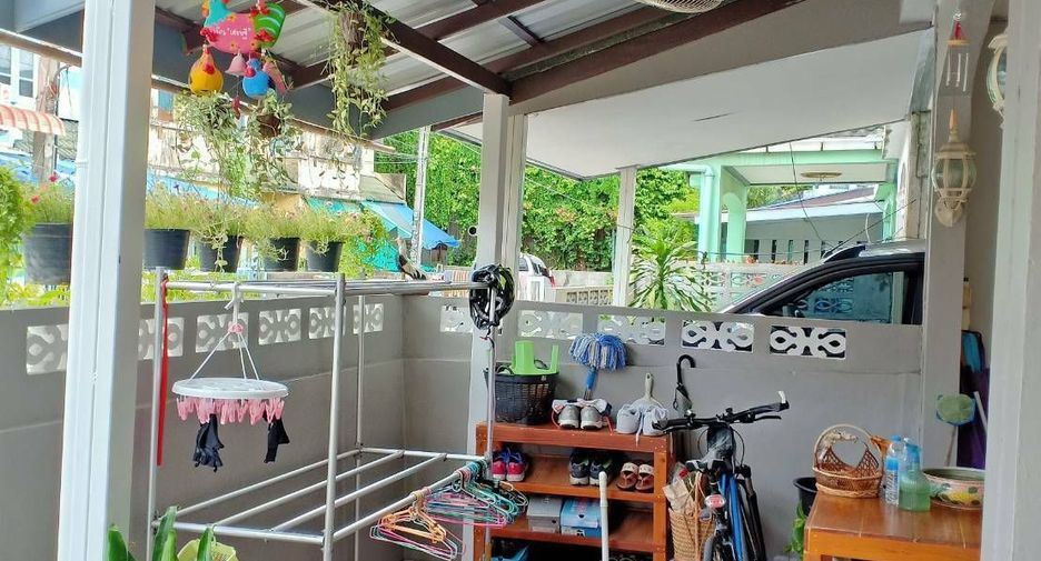 Продажа 3 спальни таунхаус в Phra Samut Chedi, Самутпракан