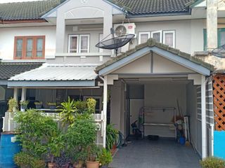 For sale 3 bedrooms townhouse in Phra Samut Chedi, Samut Prakan