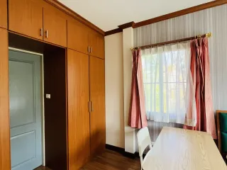 À louer 4 chambres maison à San Sai, Chiang Mai