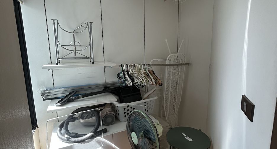 For sale 1 bed condo in Sathon, Bangkok