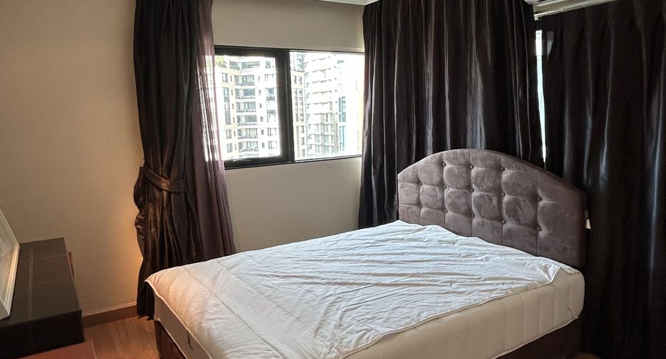 For sale 1 bed condo in Sathon, Bangkok