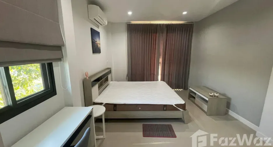 For rent 3 bedrooms house in San Kamphaeng, Chiang Mai