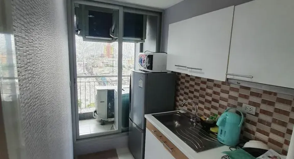 For sale and for rent 2 bedrooms condo in Huai Khwang, Bangkok