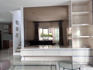 À louer 3 chambres maison à Bang Lamung, Chonburi