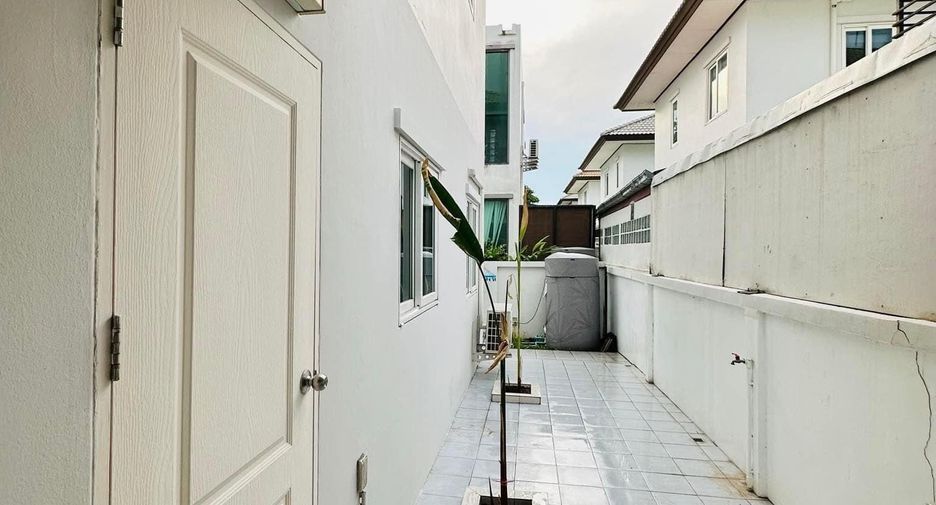 For rent 3 bedrooms house in Bang Lamung, Chonburi