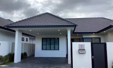 For sale そして for rent 3 ベッドルーム house in Cha Am, Phetchaburi