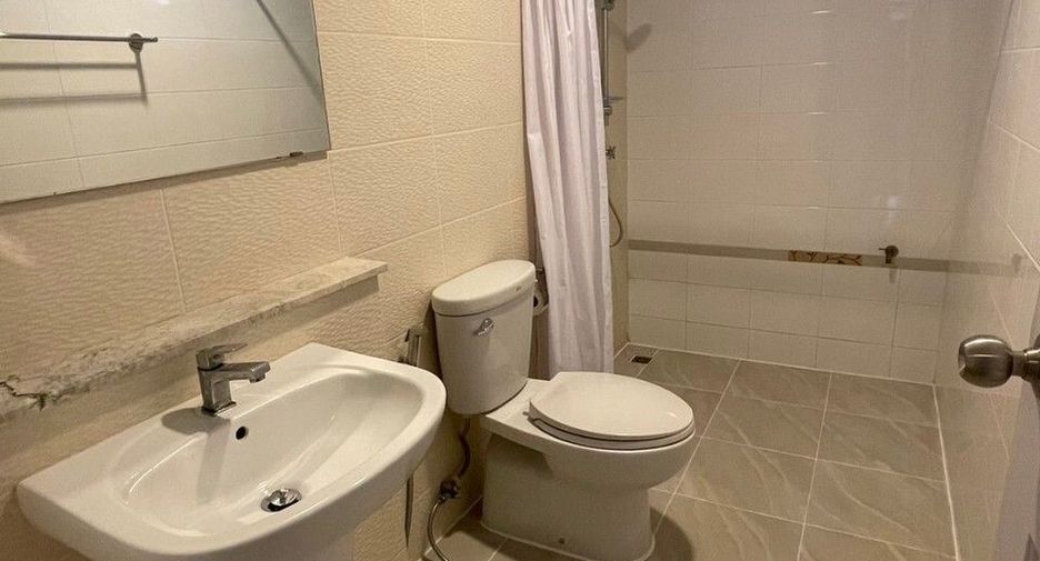 For rent 3 bedrooms house in Mueang Chiang Mai, Chiang Mai