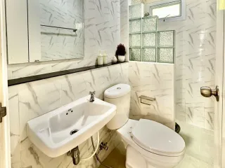 Casa en venta de 2 habitaciones en Hang Dong, Chiang Mai