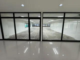 出租 办公室 在 Mueang Chiang Mai, Chiang Mai